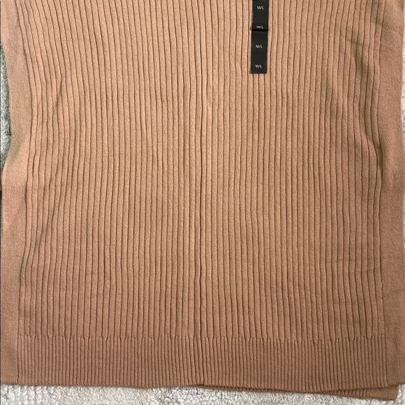 Banana Republic Oversized Sleeveless Sweater Poncho - Picture 5 of 13